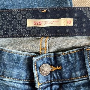 Levi’s 525 Perfect Waist Size 10 Jeans